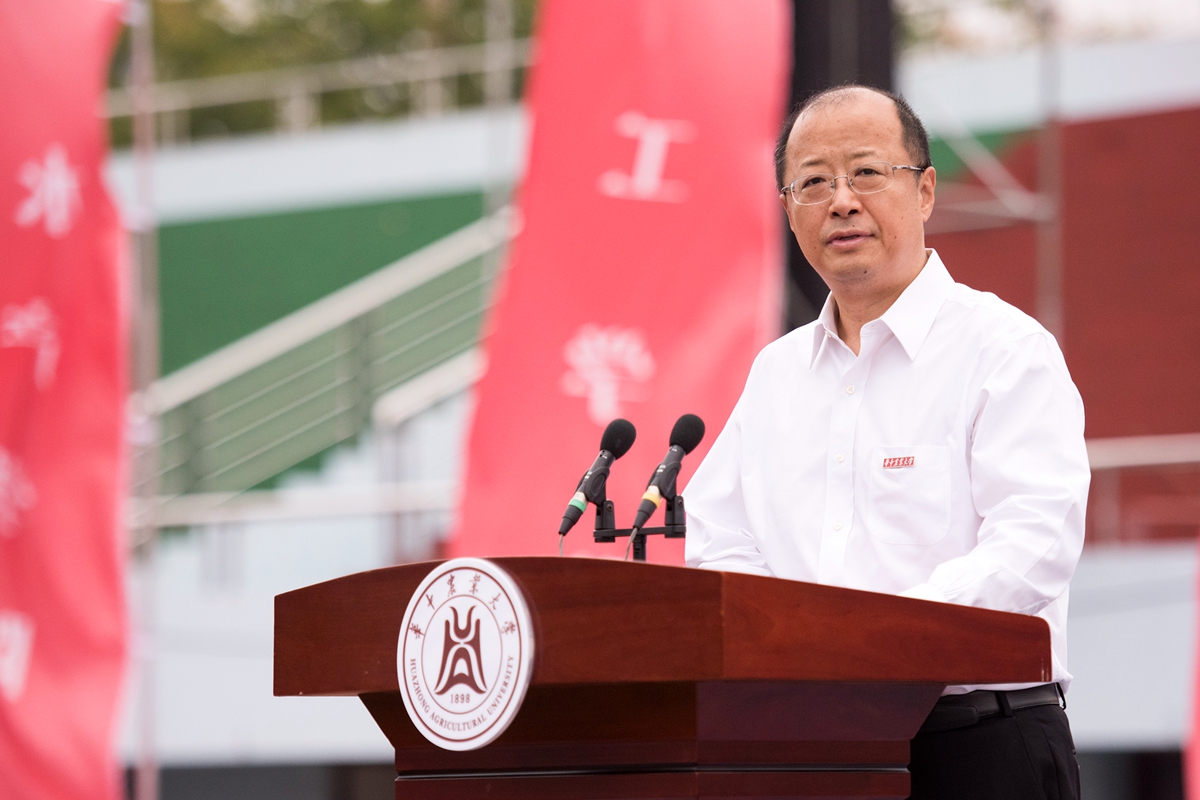 李召虎在研究生开学典礼上讲话(刘涛 摄)_副本1